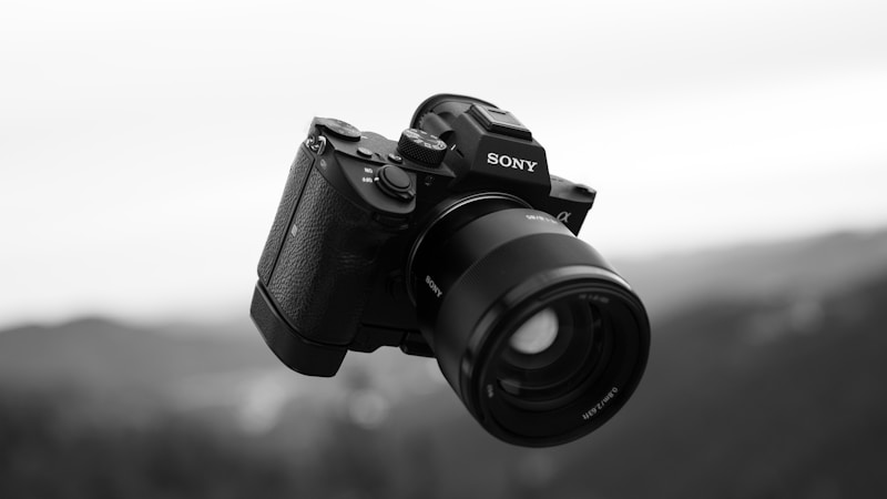 LUMIXミラーレス歴代モデル一覧｜初代から最新までシリーズの違いと選び方がひと目でわかる

